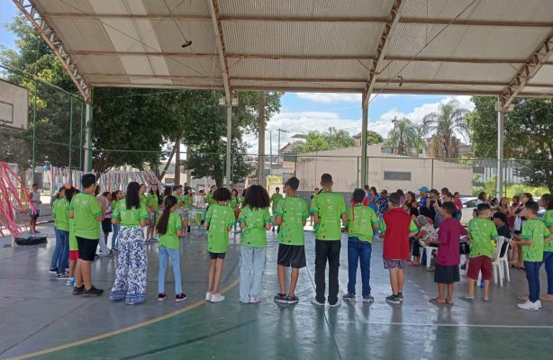 thumbnail de Árvore Folia celebra cultura e inclusão social em Betim (MG)